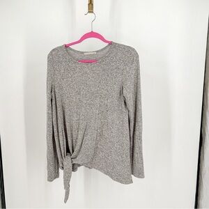 Active USA Gray Long Sleeve Sweater